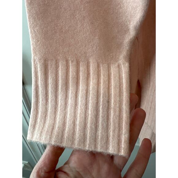 Free People NWT Pink Lotus Phoebe Oversized Pullover Sweater Size M - Picture 4 of 10